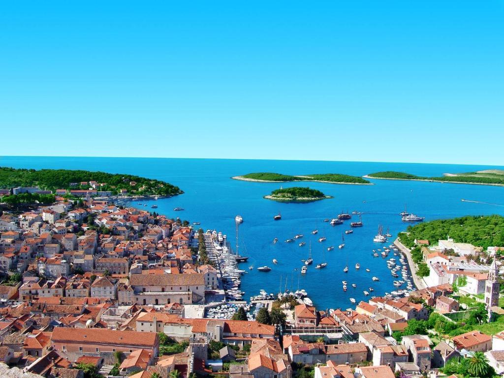 Apartments Luma Hvar Town Exterior foto